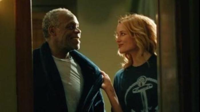 动作电影《混蛋2》两个70岁的老爷爷竟徒手灭掉了整个毒贩集团，开挂了吗？-吾爱原创解说文案-[原创首发]-吾爱文案网