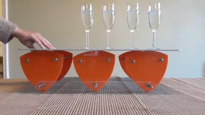 勒洛三角形是什么？把4杯水放在三角形上，有趣的科学现象发生了-吾爱原创解说文案