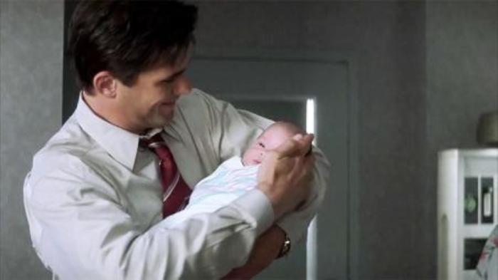 《忍无可忍》以女性应勇敢抗争为主题，面对家庭暴力的故事。-吾爱原创解说文案-[原创首发]-吾爱文案网