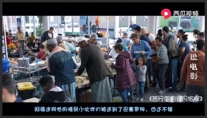 《衣柜里的冒险王》小伙在箱子中躲避被运到女星家，被发现后，却轻松挣了10万美金？《衣柜里的冒险王国语》-吾爱原创解说文案-[原创首发]-吾爱文案网