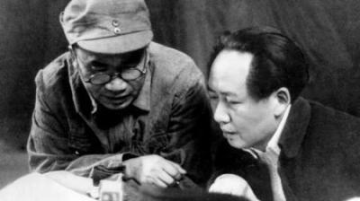 [视]强渡乌江的功臣，后因不满职务脱离八路军，毛主席说情：给条活路-原创解说文案