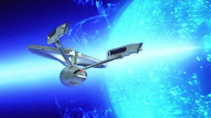 男子劫持星舰前往银河中心，却意外遭遇未知生物！速看科幻电影《星际旅行：终极先锋》_超清-吾爱原创解说文案-[原创首发]-吾爱文案网