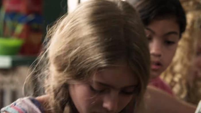 收容所教师贝斯用爱与努力，为无家可归儿童带来教育希望 .讲台深处-[原创首发]-吾爱文案网