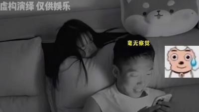 监控记录诡异一幕：贴心小棉袄“漏风”吓老爸，还有识货省钱攻略 .监控拍下的惊险一幕