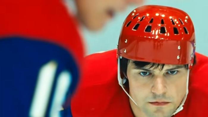 苏联冰球运动员瓦列里：拒假赛、破困境，靠团队协作成就传奇 .冰球比赛打架-[原创首发]-吾爱文案网