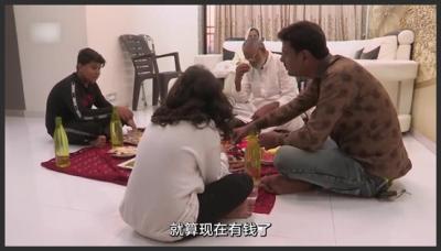 亚洲最大贫民窟的一天，人们靠收垃圾生存，月入3000就是人上人纪录片纪录片充电计划印度印度贫民窟-原创解说文案