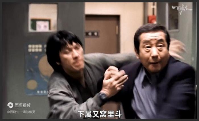 《杀人回忆》1u002F3高分经典悬疑电影，奉俊昊导演《杀人回忆》恐惧的开始-吾爱原创解说文案-[原创首发]-吾爱文案网