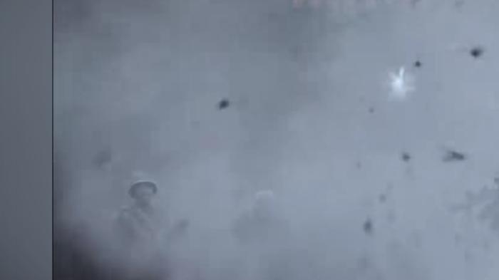 剧组拍戏误入毒贩老巢，强哥历经波折被唐尼解救成功逃离 .热带惊雷-[原创首发]-吾爱文案网