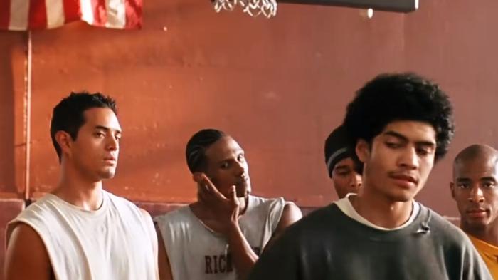 神盾局局长般教练带垫底篮球队蜕变，战术体能双提升终迎胜利 .卡特教练-[原创首发]-吾爱文案网