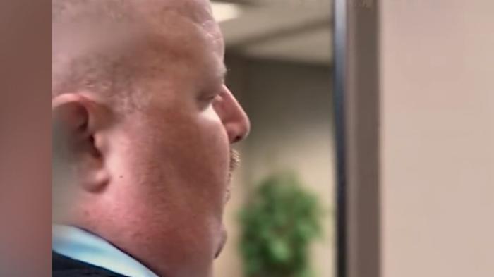 《办公室僵尸起义：员工变异、惊险逃生与阻止丧尸病毒爆发》 .办公室僵尸起义-[原创首发]-吾爱文案网