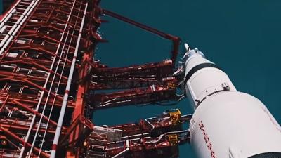 旅行者1号与2号：47年星际探索，电源将尽仍承载人类使命 .旅行者一号