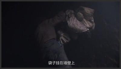 老人远离世俗喧嚣，用河水做饭与蚊虫为伍，靠种田维持生计纪录片人物纪录片(1)-原创解说文案