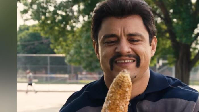 墨西哥裔清洁工理查德从烤玉米获商机，历经坎坷终创辣味奇多成高管 .热辣奇多-[原创首发]-吾爱文案网