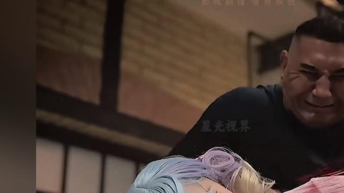 生成一个30字的标题，从正文中提取关键词。只输出标题，不要添加其它内容.杀手游戏-[原创首发]-吾爱文案网