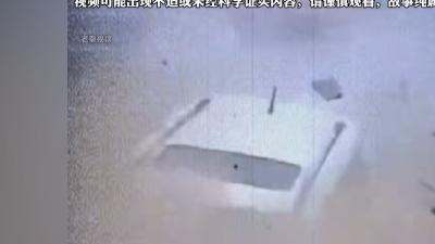 90年代蔡徐村凶宅：丁字路口房子犯路冲煞，表哥经历恐怖事件 .大门对路