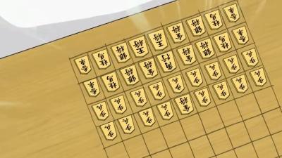 课堂上下棋的男孩，惊险时刻频出，这经历你有过吗 .上课小动作真人版
