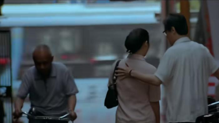 女人捉奸不成报警致丈夫自杀，十年后儿子却因此将她赶出家门 .万箭穿心-[原创首发]-吾爱文案网