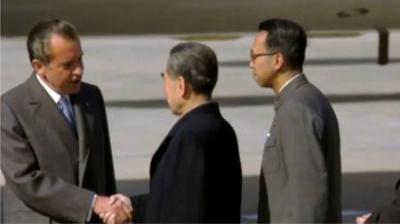 [视]1976年尼克松访华时，想给周总理扫墓，秘书的回答却让他潸然泪下-原创解说文案