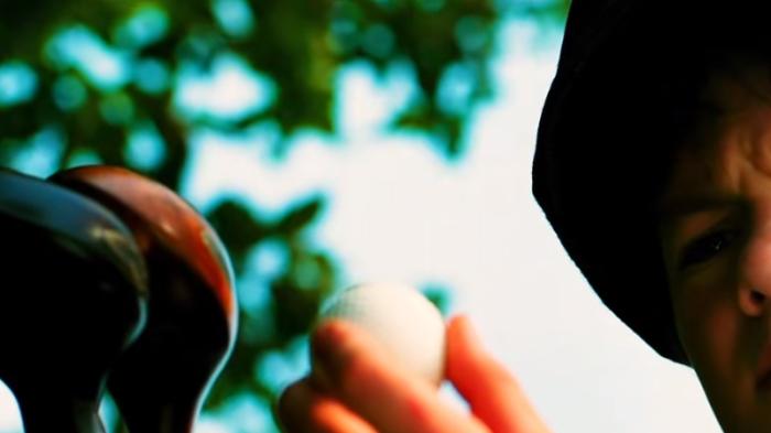 高尔夫球童小弗朗西斯冲破阶级束缚，坚守梦想终获成功与爱情 .球童艾迪-[原创首发]-吾爱文案网