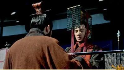 曹操为何不废汉献帝自立为帝？