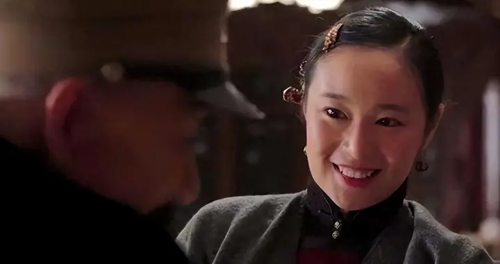 张作霖长女张首芳，晚年生活困苦，为给弟弟买书卖掉了唯一的首饰