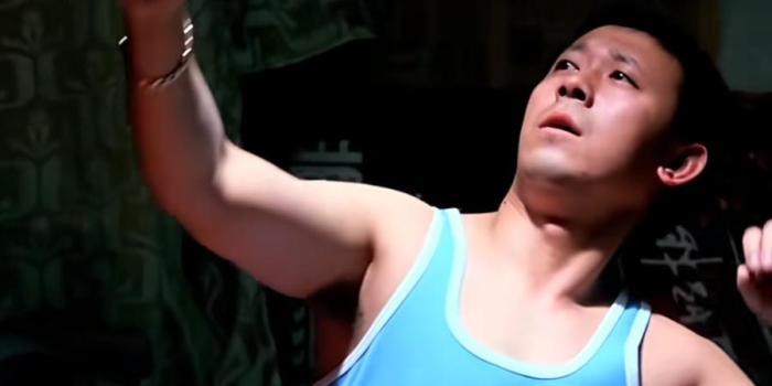 出狱小商贩李慧泉历经生活坎坷，爱情无果，最终命丧街头的悲剧人生 .姜文-[原创首发]-吾爱文案网