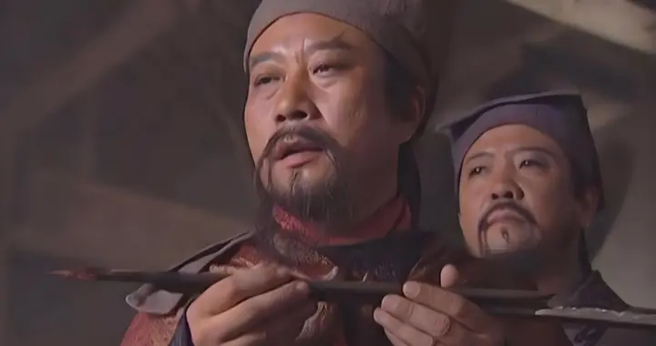 宋江为何无法善终？你看那一夜，宋江是怎么欺哄扈三娘的，就懂了