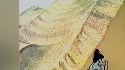 男子沙漠求水历经波折，水滴旁水源成绿洲却浑然不知，失意应回头 .滴水遮目