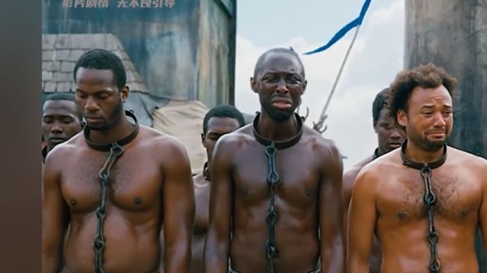 黑人兄弟穿越回奴隶制时代历经磨难，助力祖先并终回二十一世纪 .黑奴电影-[原创首发]-吾爱文案网