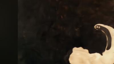 两只蚯蚓为去陆地结盟又分开，历经险难后一只重出发领悟世界常态 .蚯蚓