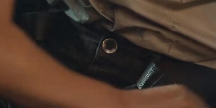 请你提供抖音分享视频链接，以便我进行标题生成相关操作。.末日地堡-[原创首发]-吾爱文案网