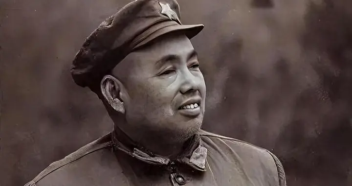 1938年，许世友酒后与王新亭打架，陈赓大怒，刘伯承直接将其调走