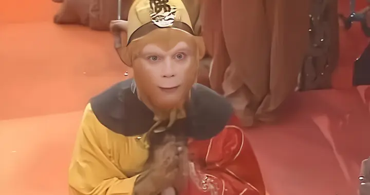 孙悟空成佛后才懂，如来当年没有手下留情，而是无法成功斩杀自己