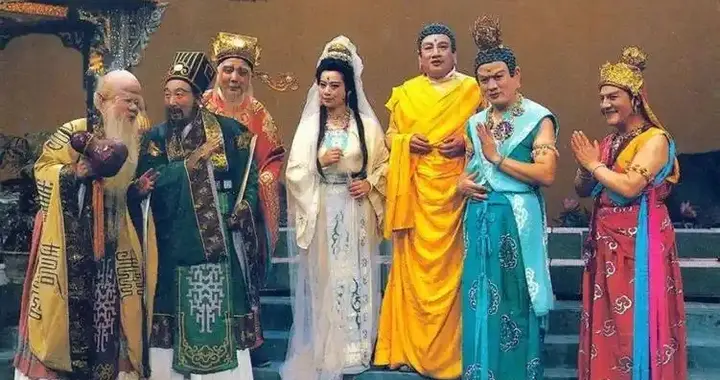 观音只是菩萨，为何却能和道祖平等对话？看他的另一身份是谁