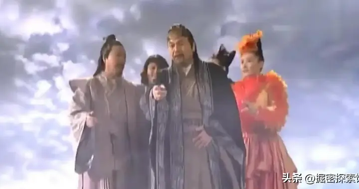 封神大战后，通天教主被鸿钧带到紫霄宫，那他的碧游宫由谁接管？