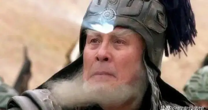 封神里的闻仲，用天眼看出妲己是妖怪，为何不对她出手？在顾虑啥