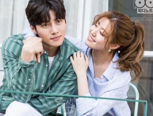 2025日剧奇怪的搭档 悬疑浪漫巧妙融合