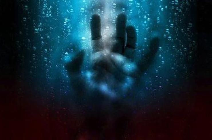 《无根水与两家衣：民间命理中的命运轮回之谜》