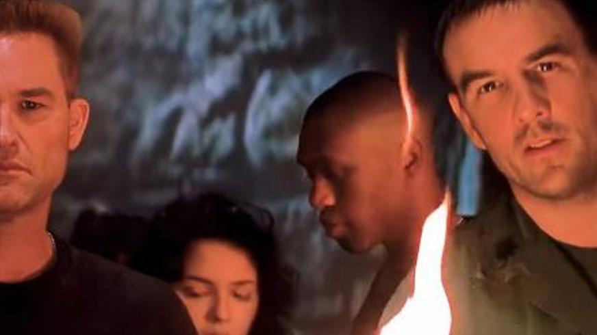 《星际之门》：跨越时空的文明探秘与自由之战