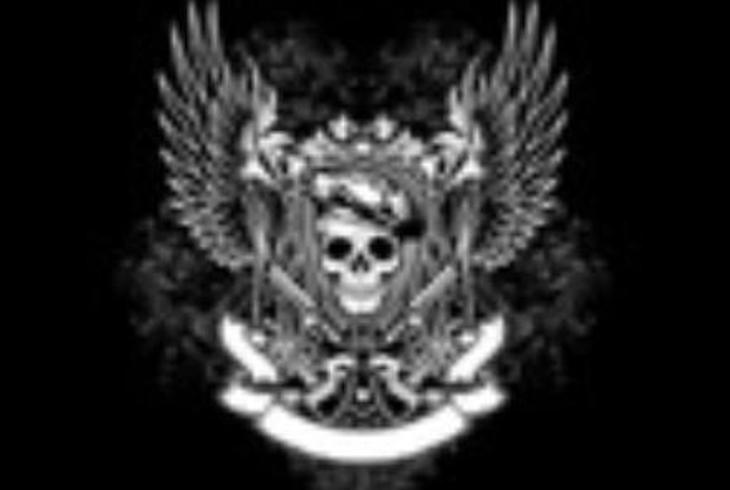 《五楼教室的午夜窗帘：等待五年的血色约定》