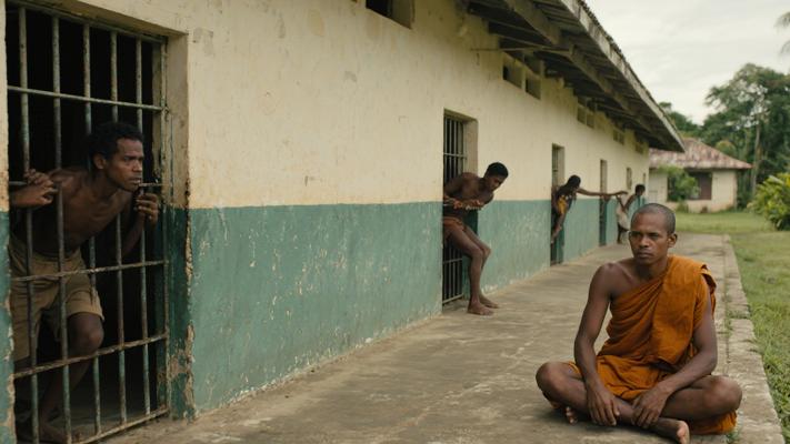 探秘巴布亚新几内亚佛系监狱 越狱竟成常态