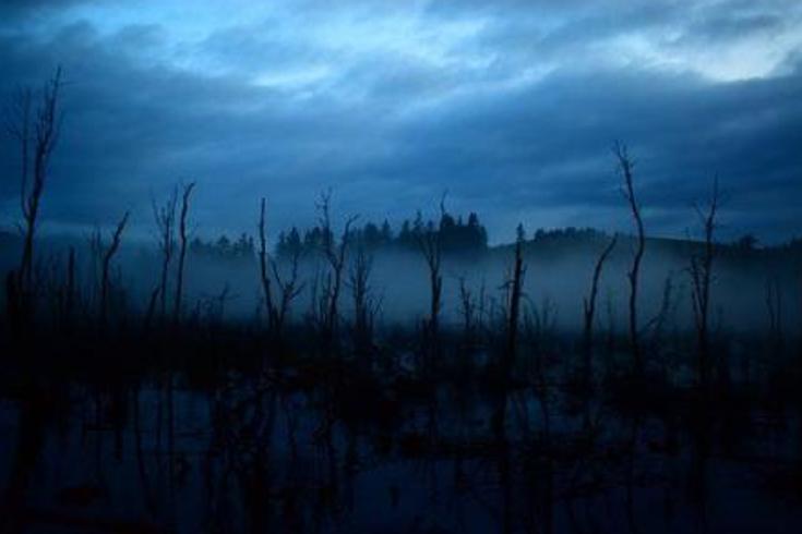 《常州工厂惊现！天降人形光球谜团重重》