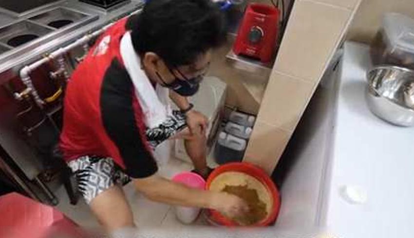 日本老板新加坡打拼二十年：拉面店开出连锁传奇