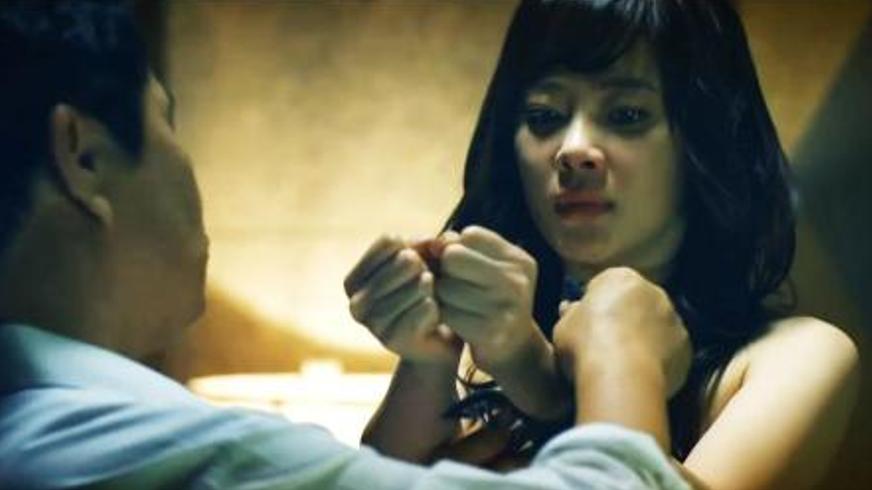 《玩物》：撕开娱乐圈遮羞布的血泪真相纪实