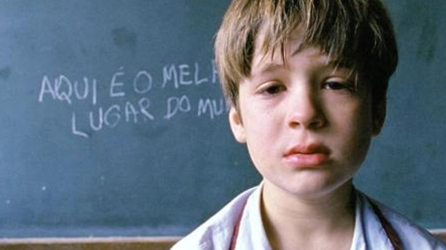 《我亲爱的甜橙树》：苦难童年里的温暖救赎之光