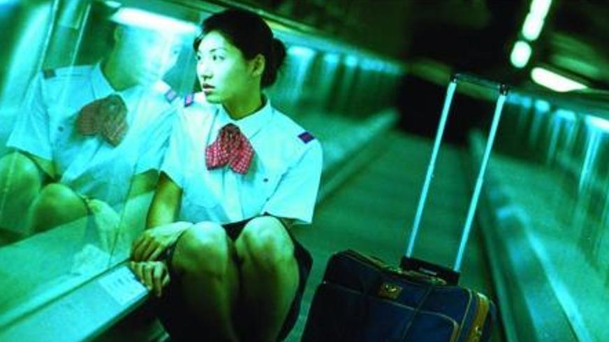 《重庆森林》：过期世界里永不过期的爱与孤独