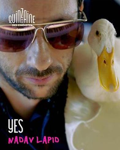 拉皮德执导的《是的》中的荒诞与真情