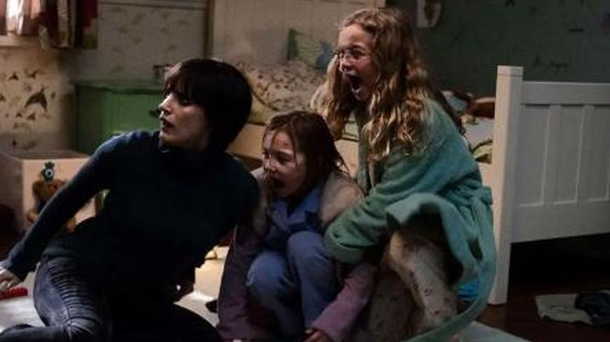 《妈妈》：荒野五年的鬼魂羁绊与人性抉择