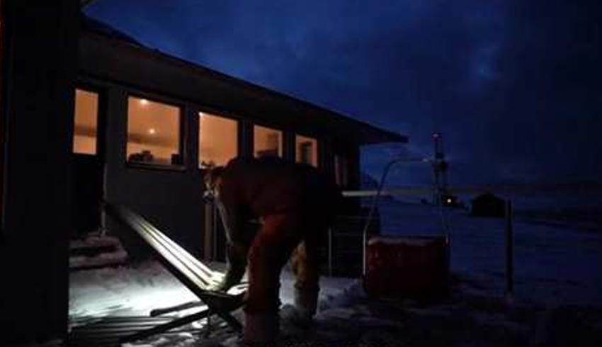 挪威朗伊尔城居民的一天藏着别样浪漫