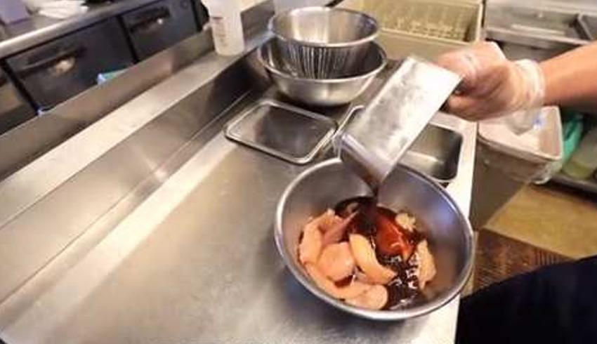 日本乌冬面快餐：现场制作的新鲜卫生美味全过程